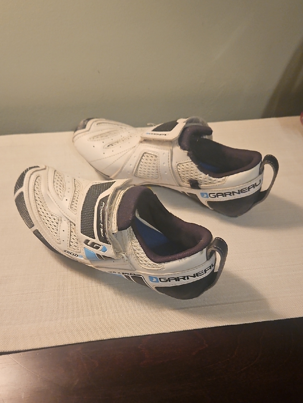 Louis Garneau White Cycling Triathlon Shoes